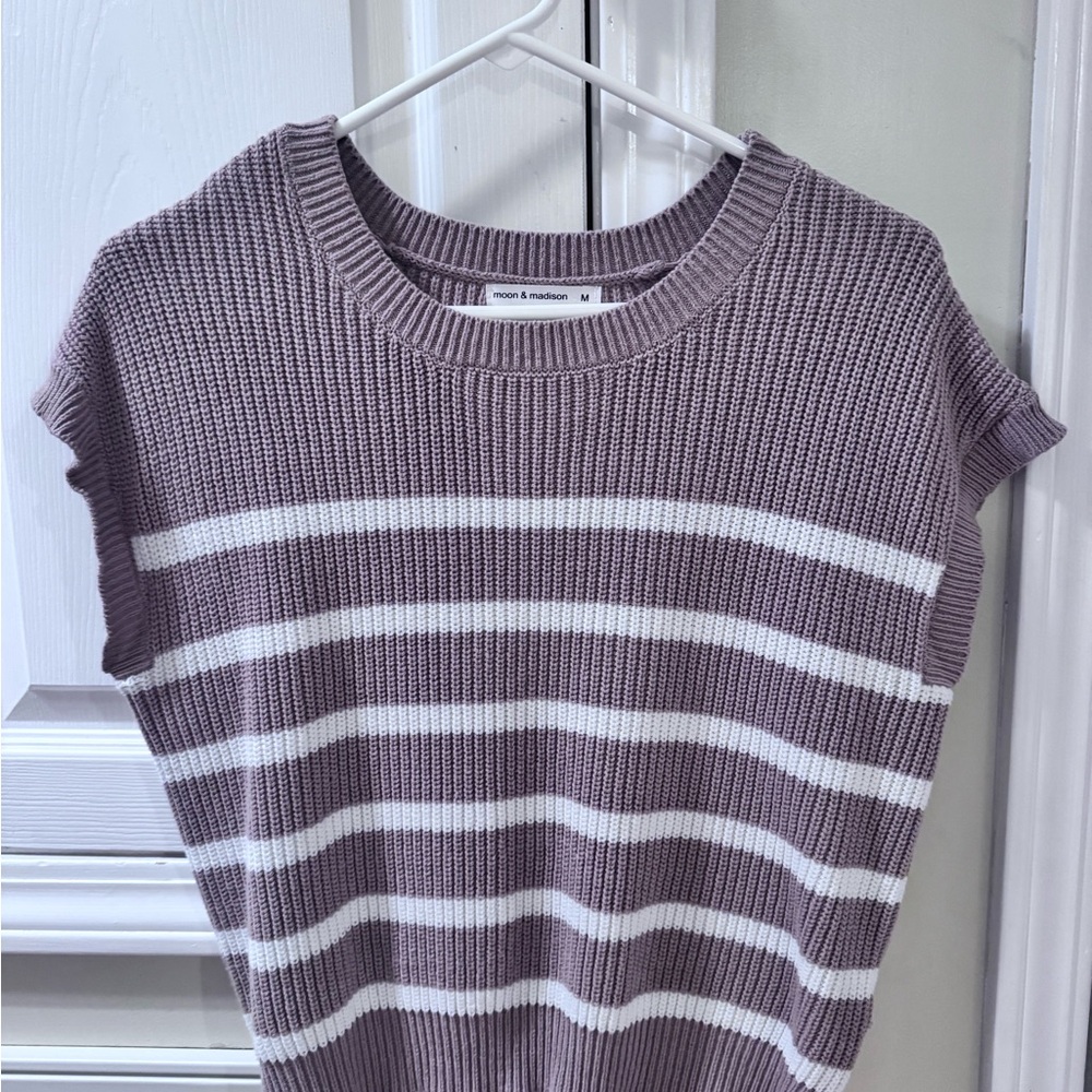Moon & Madison Ribbed Knit Sweater in Mauve